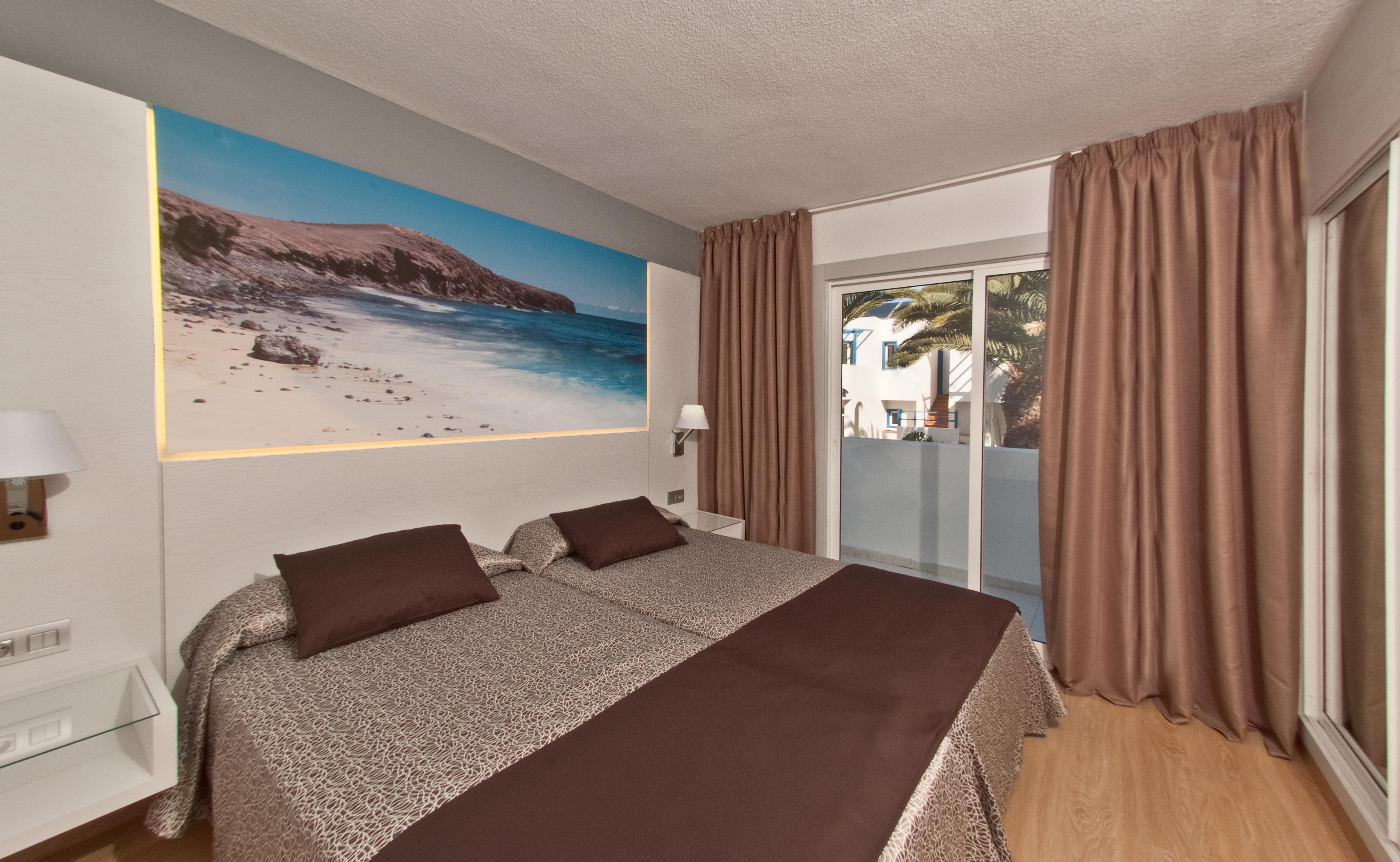 מלון Hl Paradise Island 4*